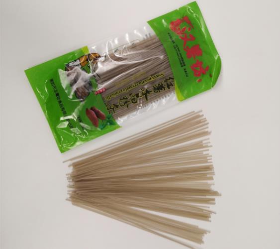 红薯粉条设备加工的粉条 红薯粉条设备加工的粉条